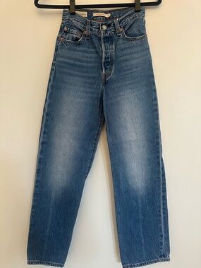 Levi's Ribcage High-Rise Straight Leg Jeans — Faded Blue